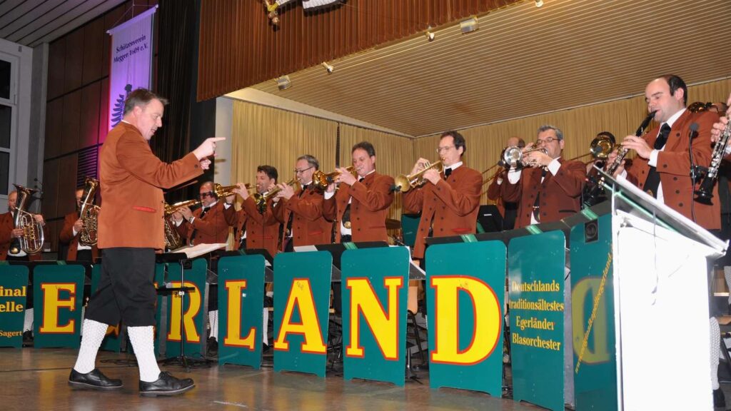 Edi Sagert zum Abschied der „Original Kapelle Egerland“